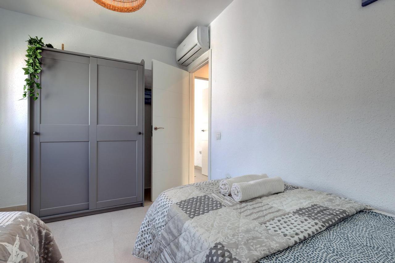 098 Traditional 2 Bed Pueblo Townhouse With Private Terrace Holiday home Benalmadena